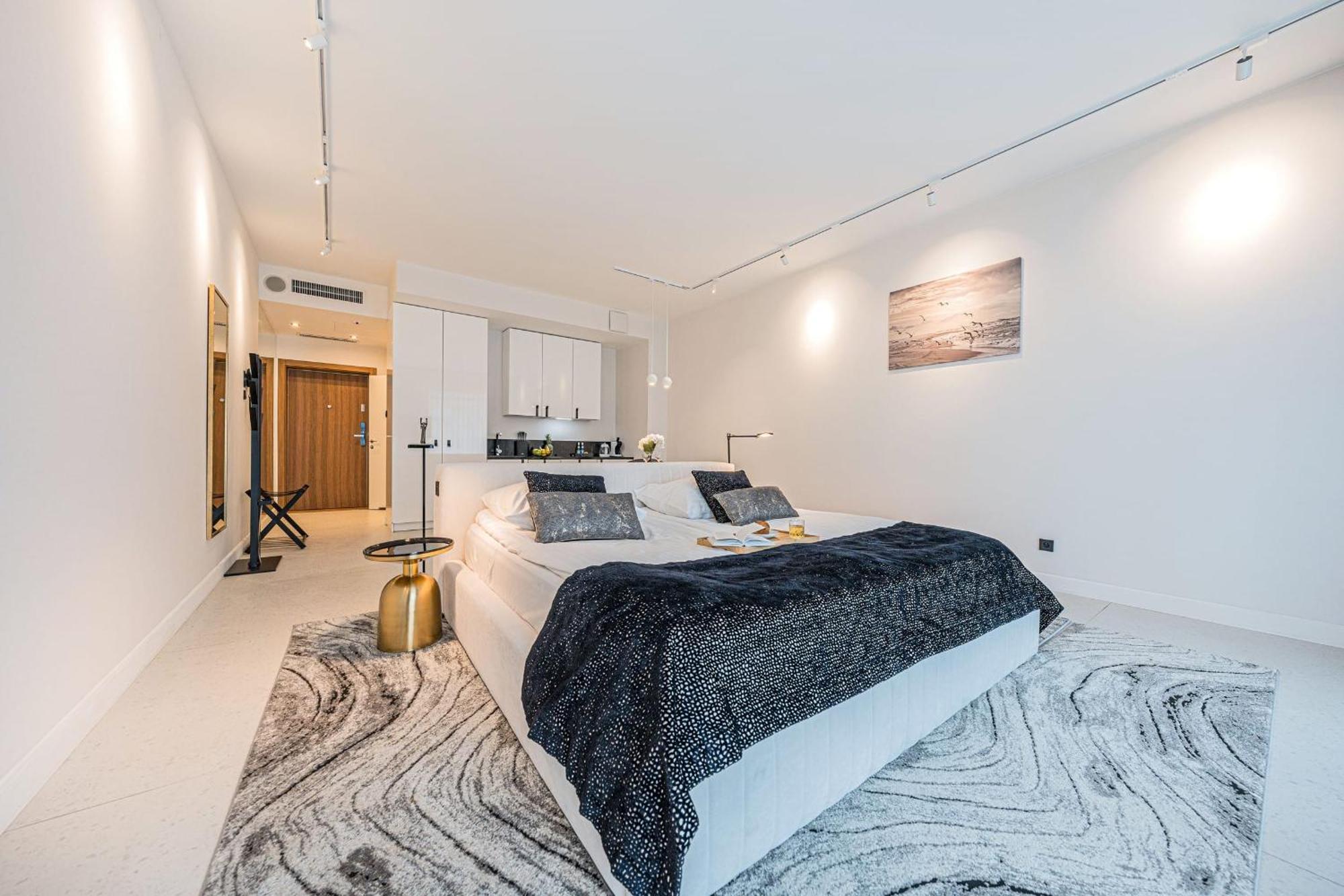 Rent Like Home - Deo Plaza Wyspa Spichrzow กดัญสก์ ภายนอก รูปภาพ